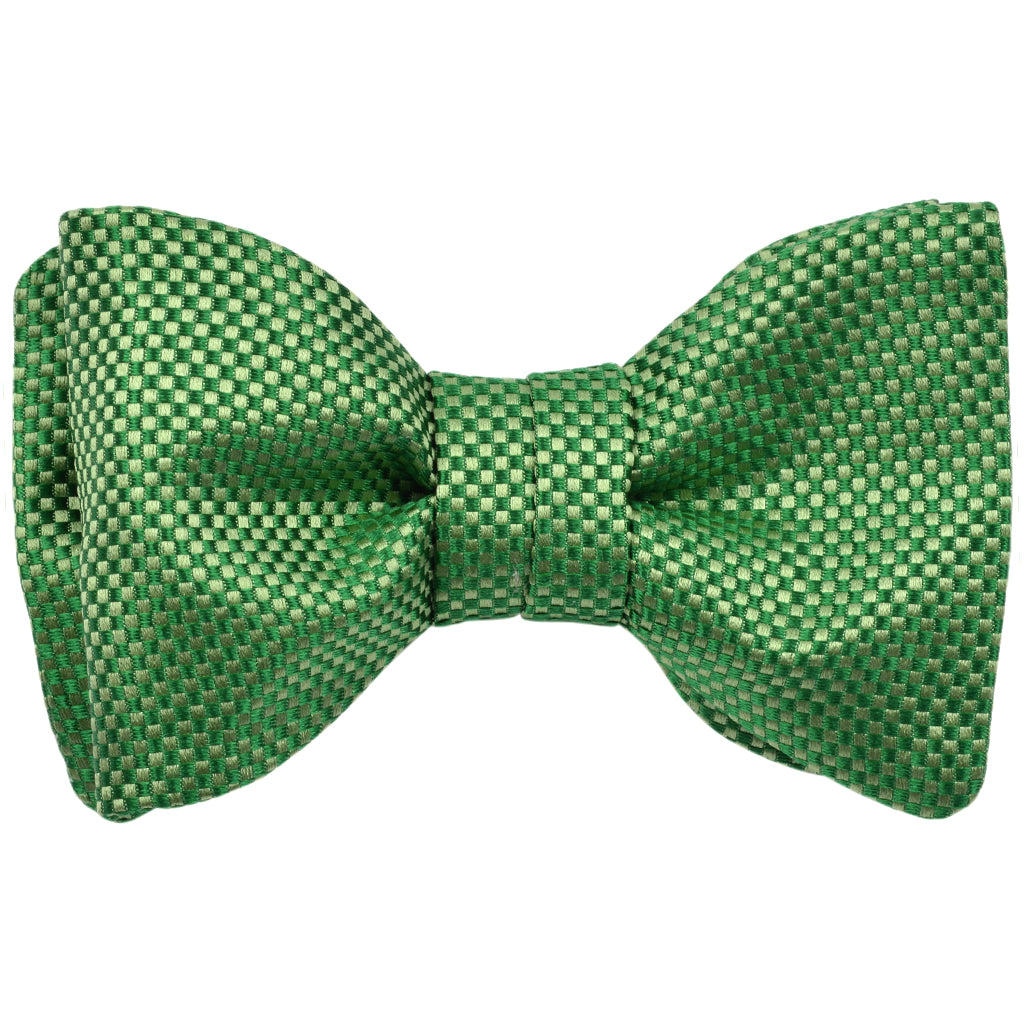 K60050-501CL Classic Pre-Tied Bowtie