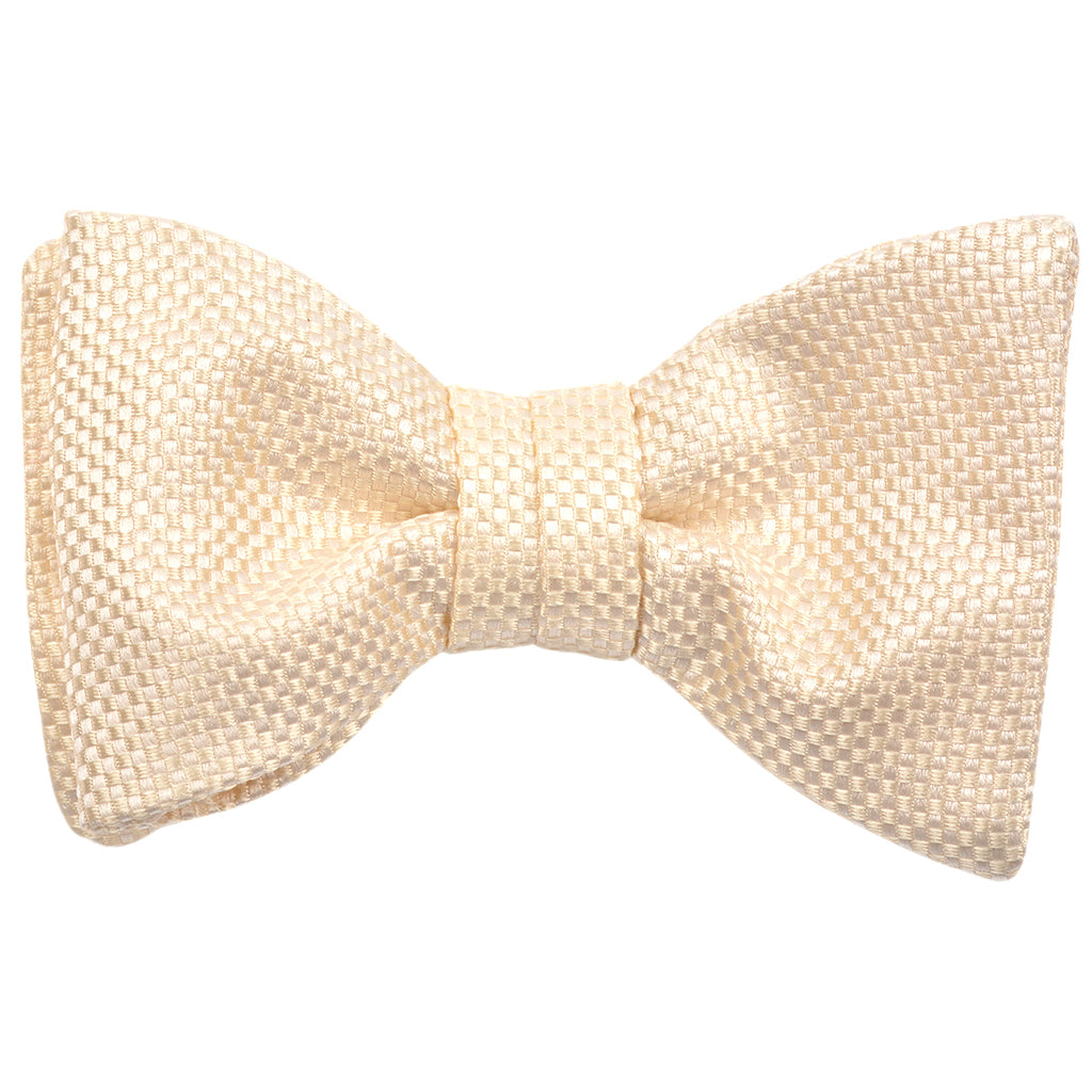 K60050-501CL Classic Pre-Tied Bowtie