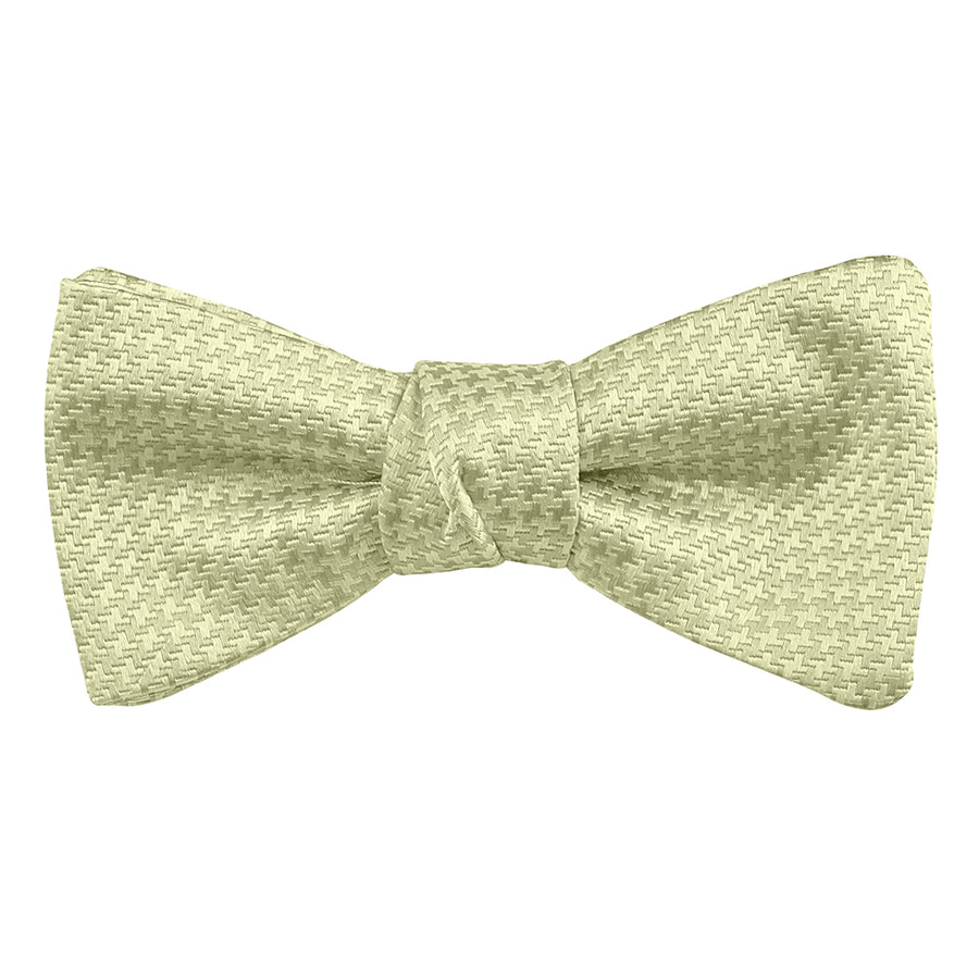 Z10010A  Pre-Tied Bowtie