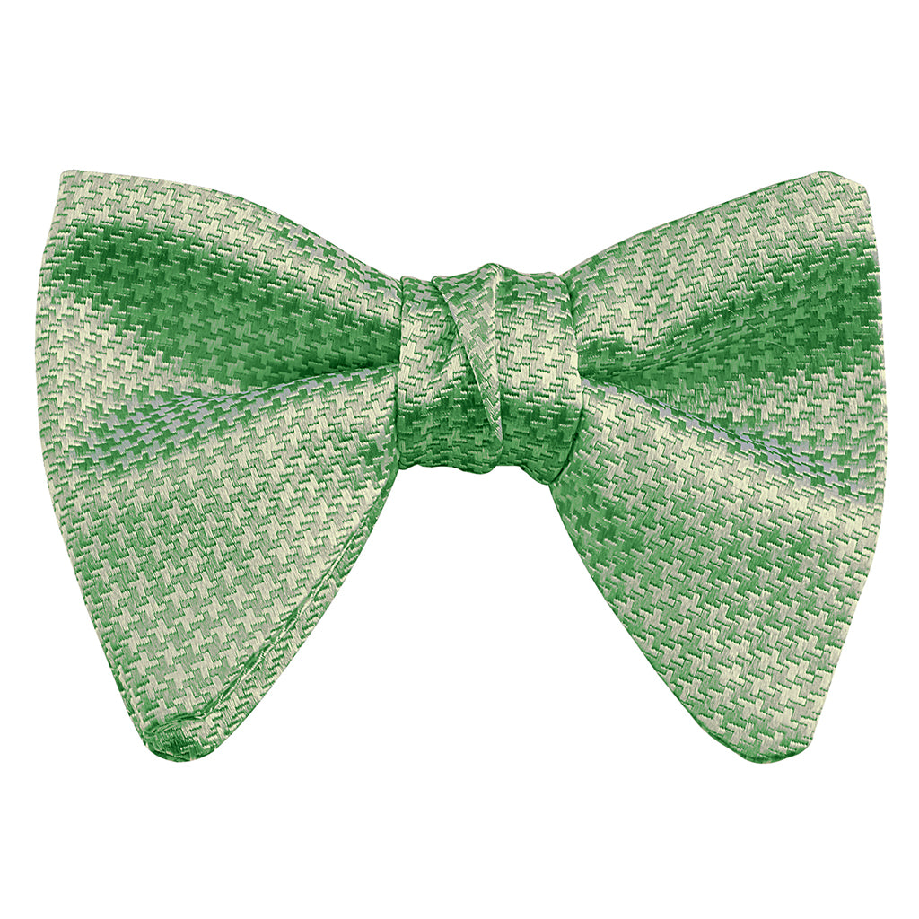 Z10010-501TF Pre-Tied Bowtie - Saki